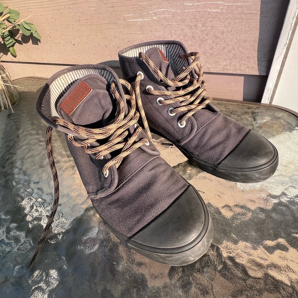 BANGS DARK GRAY Canvas High-Top Sneakers